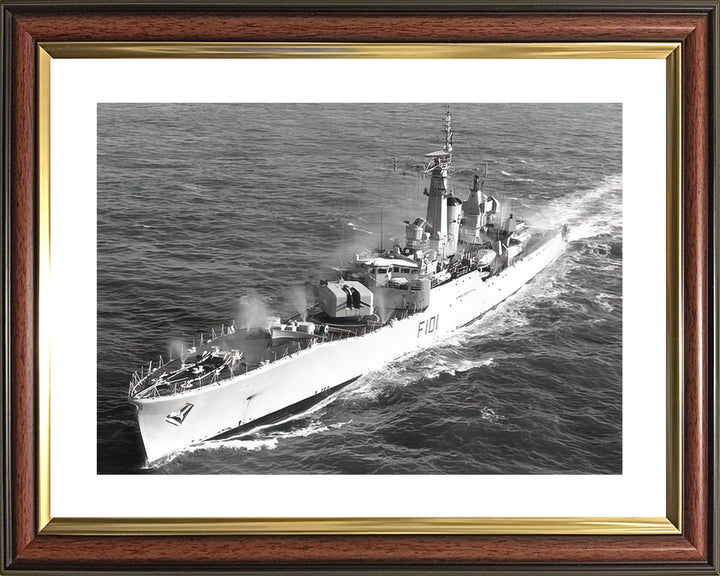 HMS Yarmouth F101 Royal Navy Rothesay class frigate Photo Print or Framed Print - Hampshire Prints