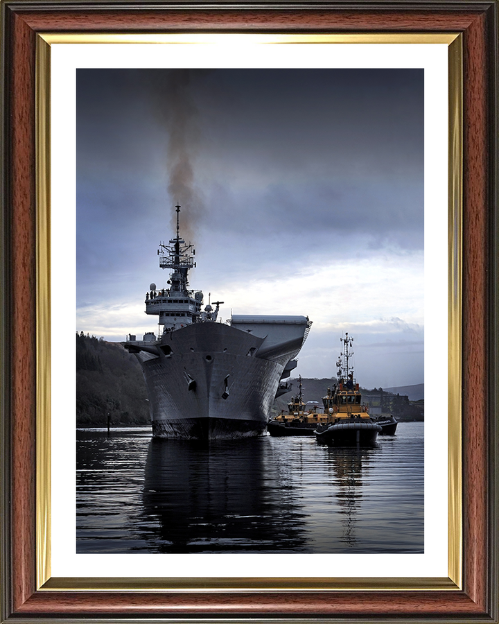 HMS Illustrious R06 | Photo Print | Framed Print | Invincible Class | Aircraft Carrier | Royal Navy - Hampshire Prints