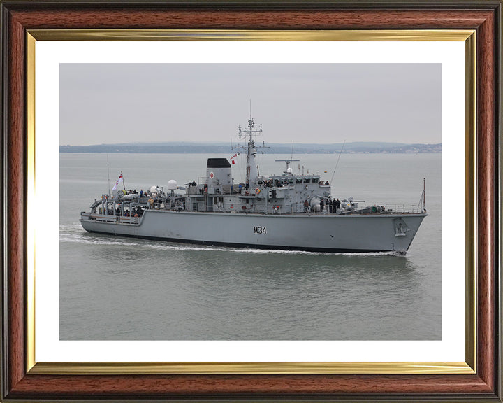 HMS Middleton M34 Royal Navy Hunt class mine countermeasures vessel Photo Print or Framed Photo Print - Hampshire Prints