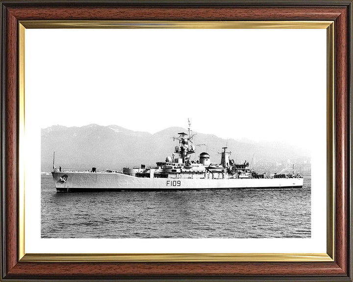 HMS Leander F109 Royal Navy Leander Class Frigate Photo Print or Framed Print - Hampshire Prints