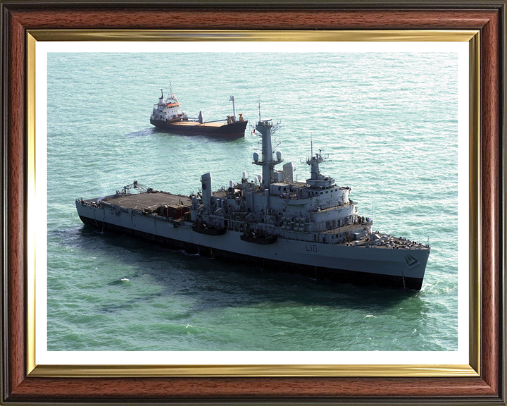 HMS Fearless L10 Royal Navy Fearless class amphibious ship Photo Print or Framed Print - Hampshire Prints