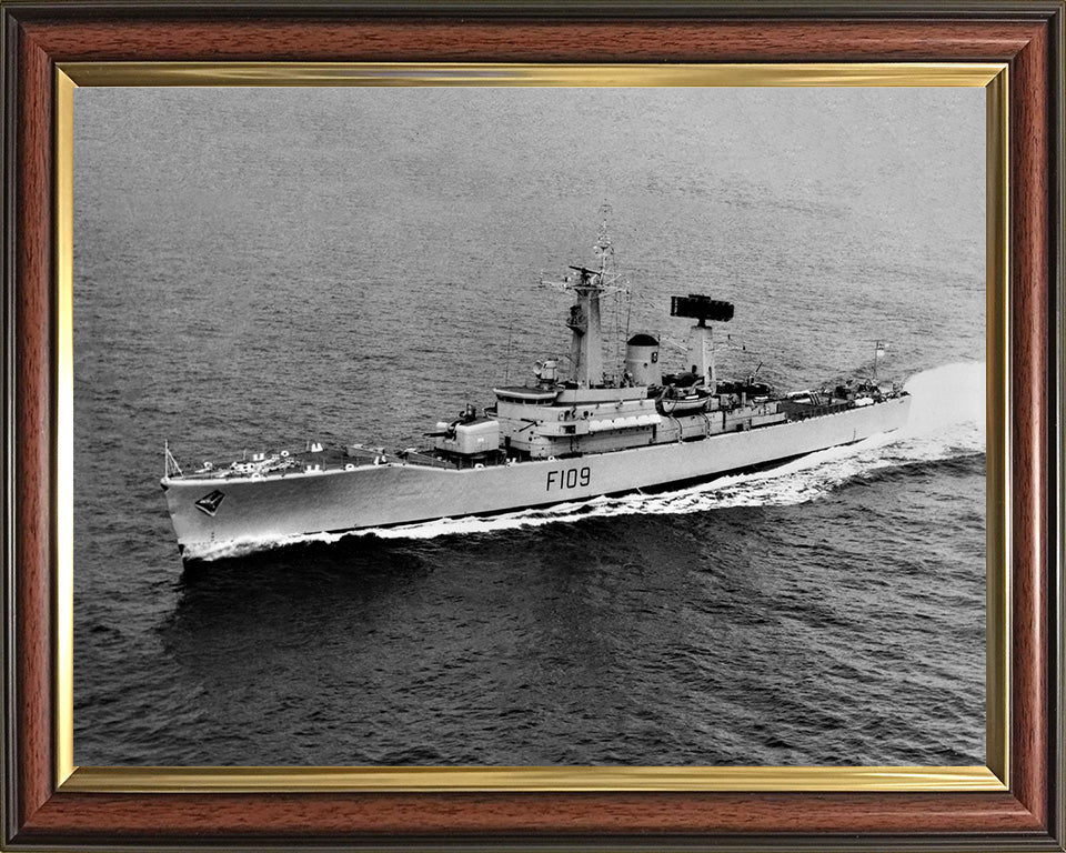 HMS Leander F109 Royal Navy Leander Class Frigate Photo Print or Framed Print - Hampshire Prints