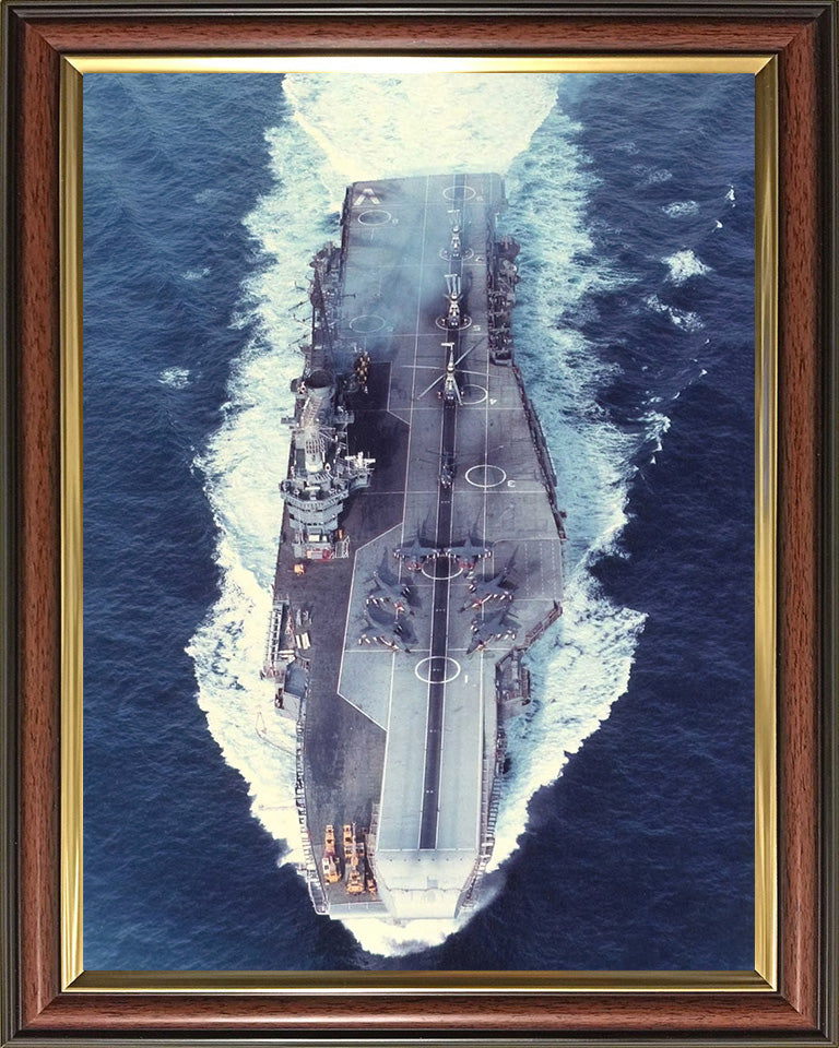 HMS Hermes R12 | Photo Print | Framed Print | Centaur Class | Aircraft Carrier | Royal Navy - Hampshire Prints