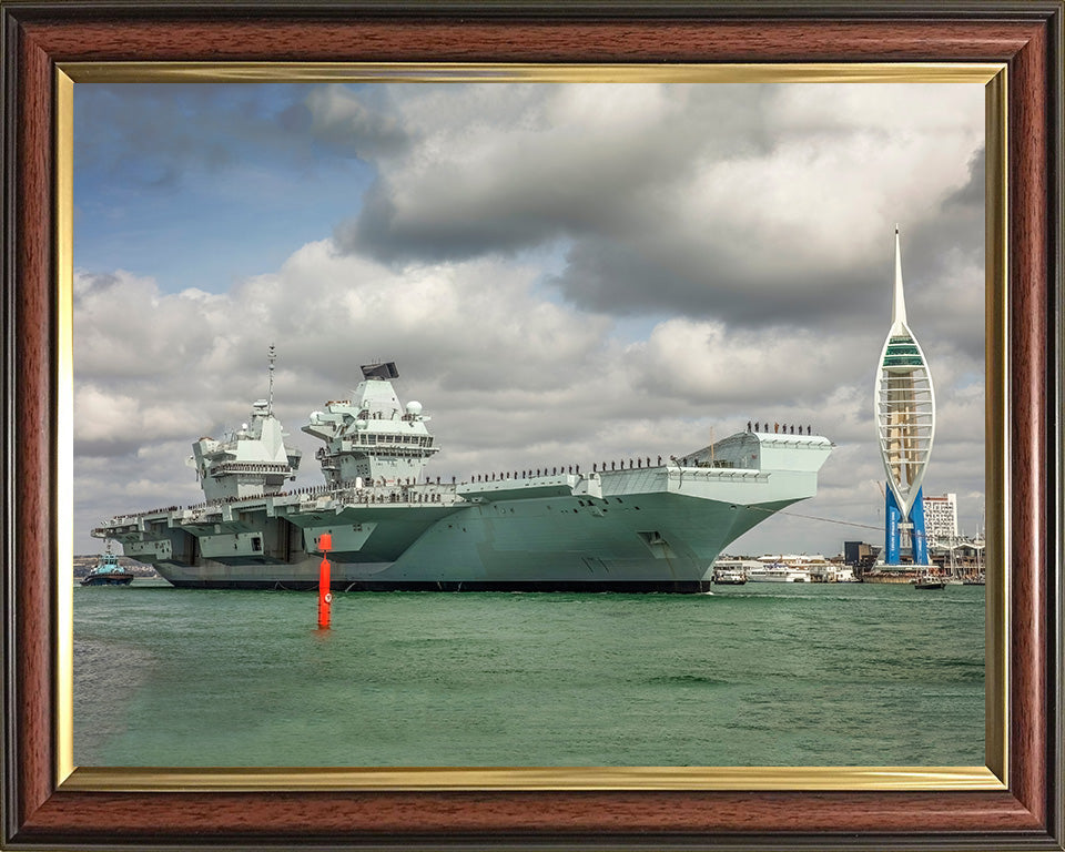 HMS Queen Elizabeth R08 | Photo Print | Framed Print | Queen Elizabeth Class | Aircraft Carrier | Royal Navy - Hampshire Prints