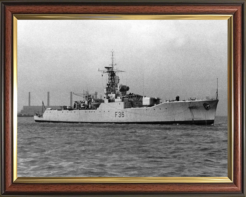 HMS Whitby F36 Royal Navy Whitby class frigate Photo Print or Framed Print - Hampshire Prints