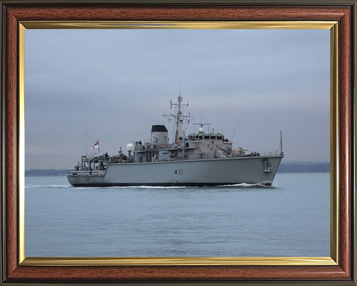 HMS Ledbury M30 Royal Navy Hunt class minehunter Photo Print or Framed Print - Hampshire Prints