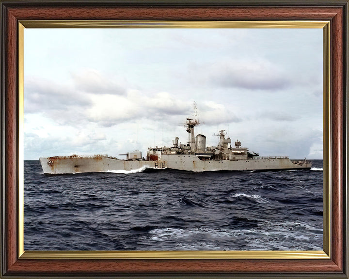 HMS Yarmouth F101 Royal Navy Rothesay class frigate Photo Print or Framed Print - Hampshire Prints