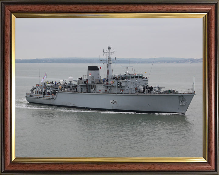 HMS Middleton M34 Royal Navy Hunt class mine countermeasures vessel Photo Print or Framed Photo Print - Hampshire Prints