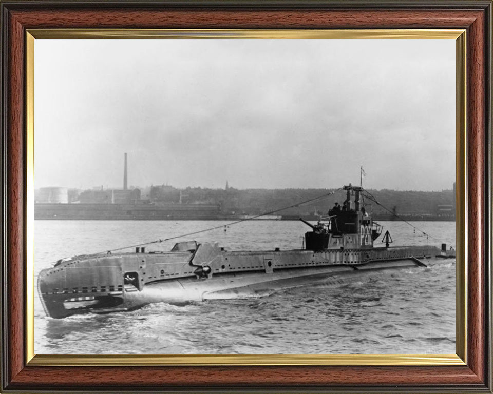 HMS Solent P262 Royal Navy S class Submarine Photo Print or Framed Print - Hampshire Prints