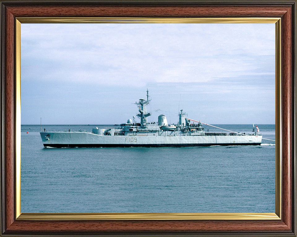 HMS Leander F109 Royal Navy Leander Class Frigate Photo Print or Framed Print - Hampshire Prints