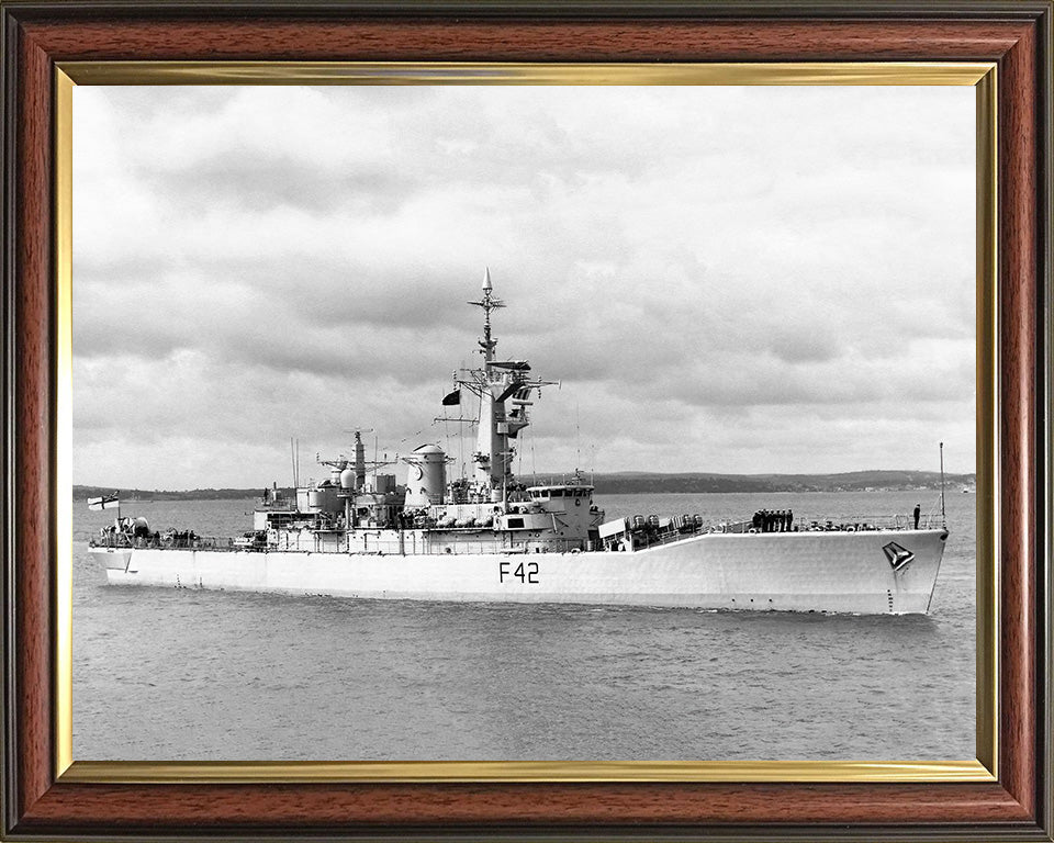 HMS Phoebe F42 | Photo Print | Framed Print | Leander Class | Frigate | Royal Navy - Hampshire Prints