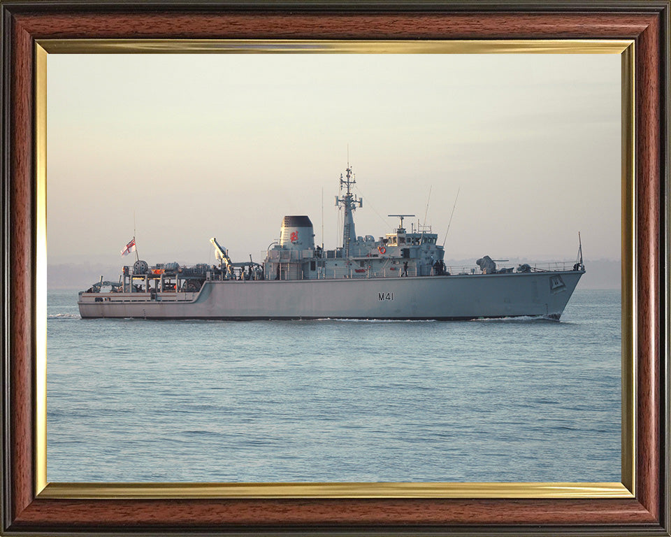 HMS Quorn M41 Royal Navy Hunt class mine countermeasures vessel Photo Print or Framed Print - Hampshire Prints