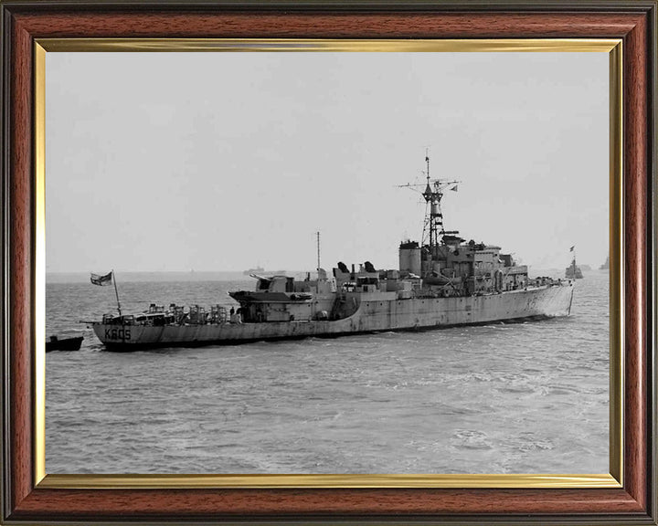 HMS Padstow Bay K608 Royal Navy Bay Class Frigate Photo Print or Framed Print - Hampshire Prints