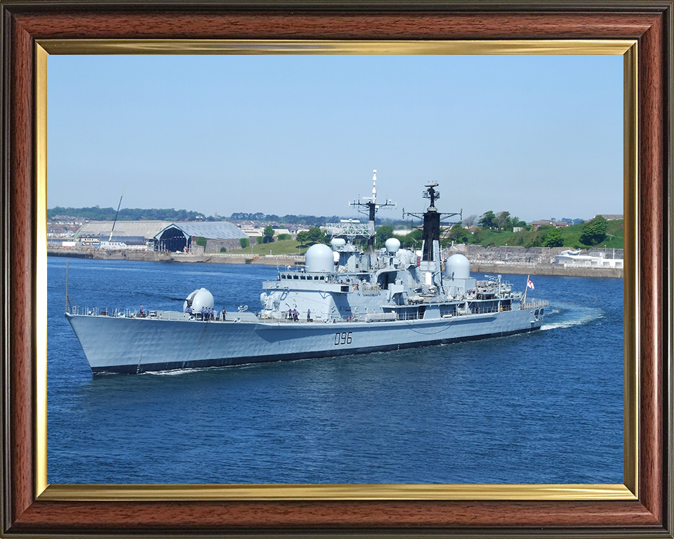 HMS Gloucester D96 | Photo Print | Framed Print | Type 42 | Destroyer | Royal Navy - Hampshire Prints