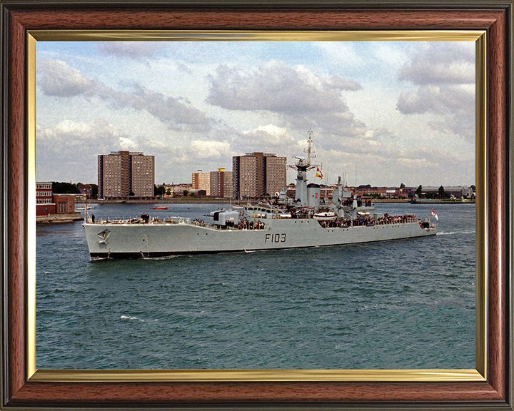 HMS Lowestoft F103 Royal Navy Rothesay class frigate Photo Print or Framed Print - Hampshire Prints