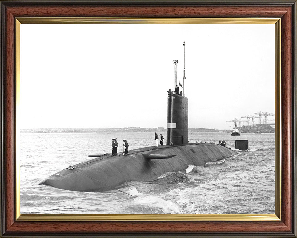 HMS Warspite S103 Royal Navy Valiant class Submarine Photo Print or Framed Print - Hampshire Prints