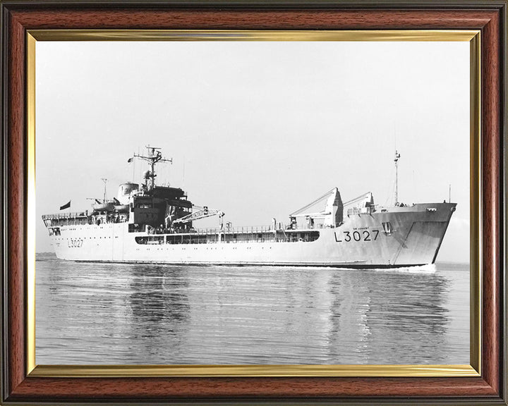 RFA Sir Geraint L3027 Royal Fleet Auxiliary Round Table class ship Photo Print or Framed Print - Hampshire Prints