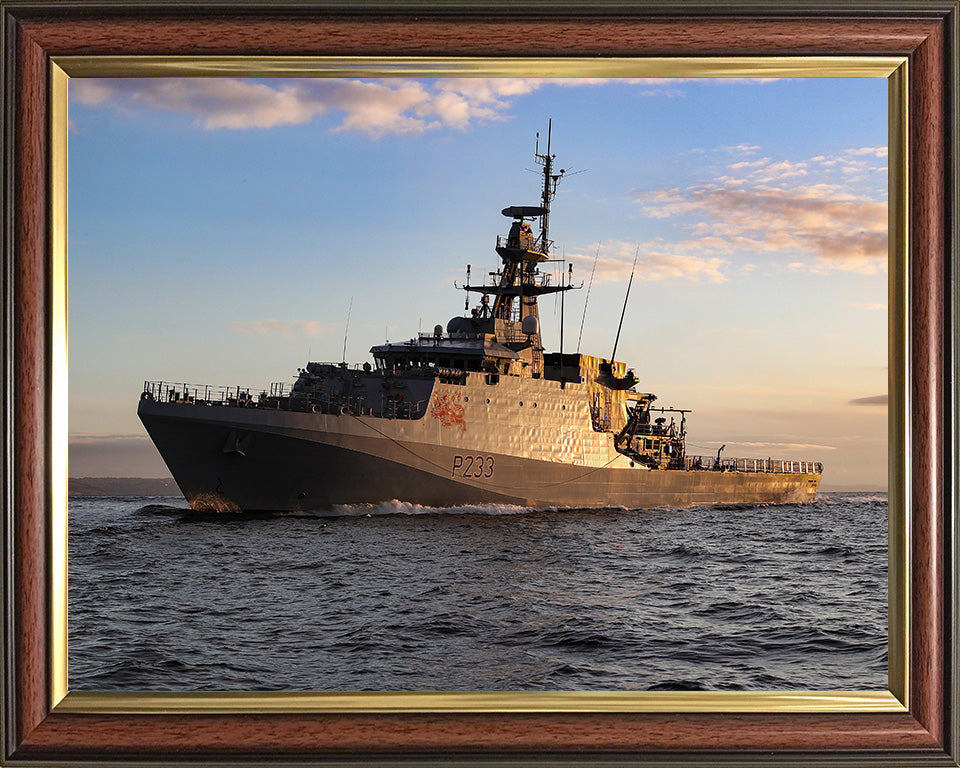 HMS Tamar P233 Royal Navy River class offshore patrol vessel Photo Print or Framed Print - Hampshire Prints