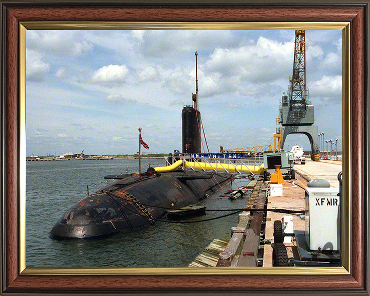 HMS Valiant S102 Royal Navy Valiant class Submarine Photo Print or Framed Print - Hampshire Prints