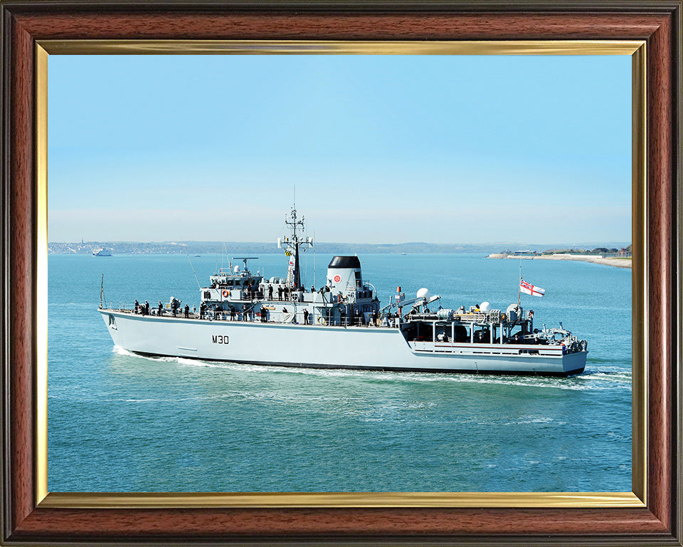 HMS Ledbury M30 Royal Navy Hunt class minehunter Photo Print or Framed Print - Hampshire Prints