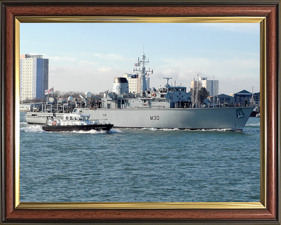 HMS Ledbury M30 Royal Navy Hunt class minehunter Photo Print or Framed Print - Hampshire Prints