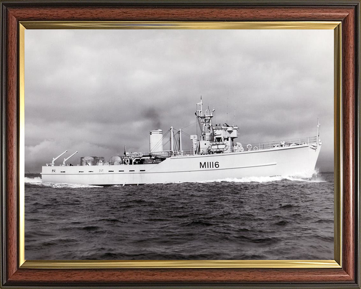 HMS Burnaston M1116 | Photo Print | Framed Print | Ton Class | Minesweeper | Royal Navy