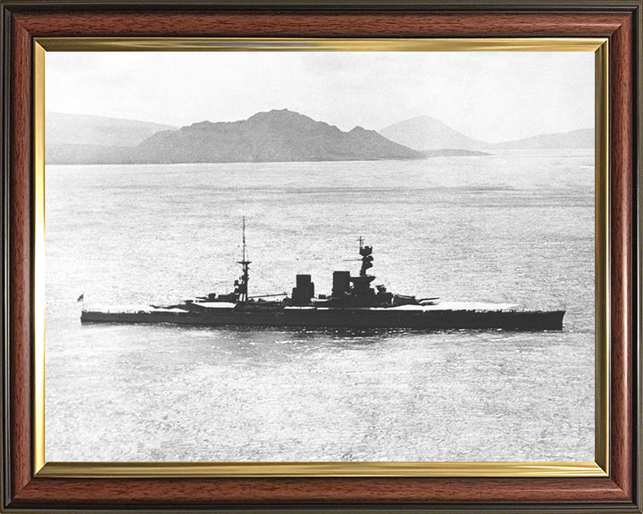 HMS Repulse (1916) Royal Navy Renown class battlecruiser Photo Print or Framed Print - Hampshire Prints