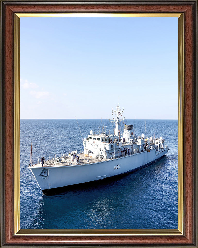 HMS Ledbury M30 Royal Navy Hunt class minehunter Photo Print or Framed Print - Hampshire Prints