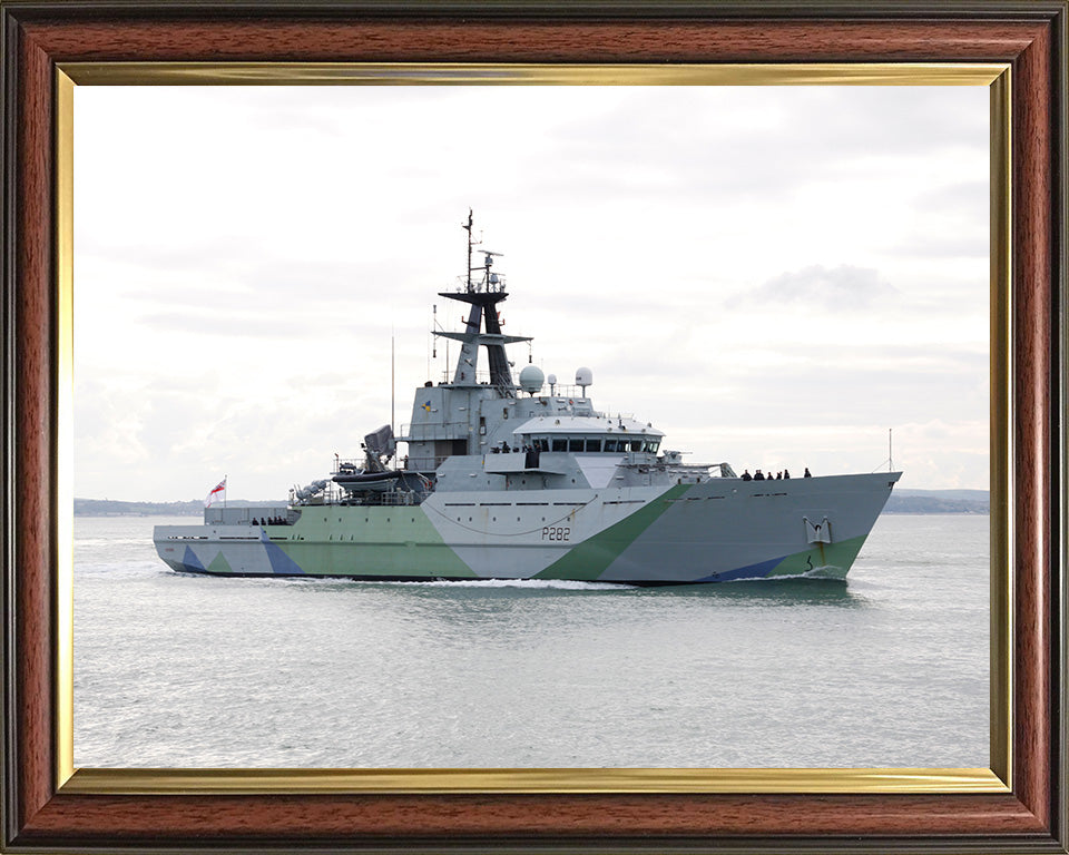 HMS Severn P282 Royal Navy River class patrol vessel Photo Print or Framed Print - Hampshire Prints