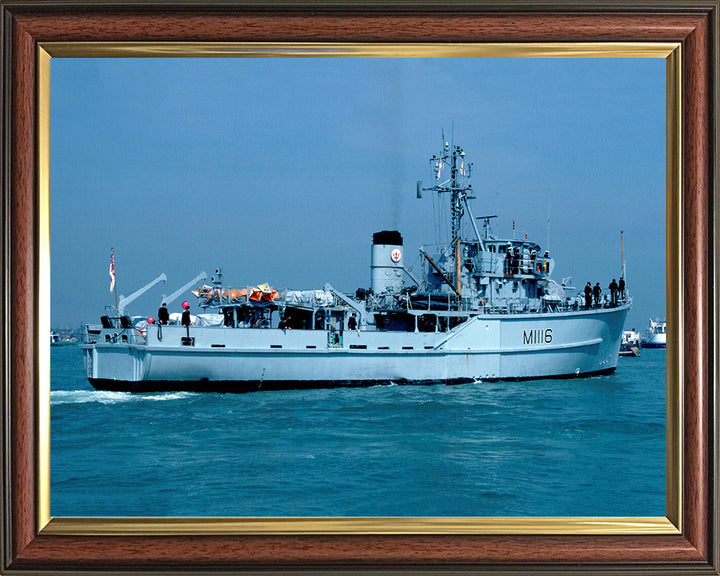 HMS Wilton M1116 Royal Navy Ton Class Minesweeper Photo Print or Framed Print - Hampshire Prints