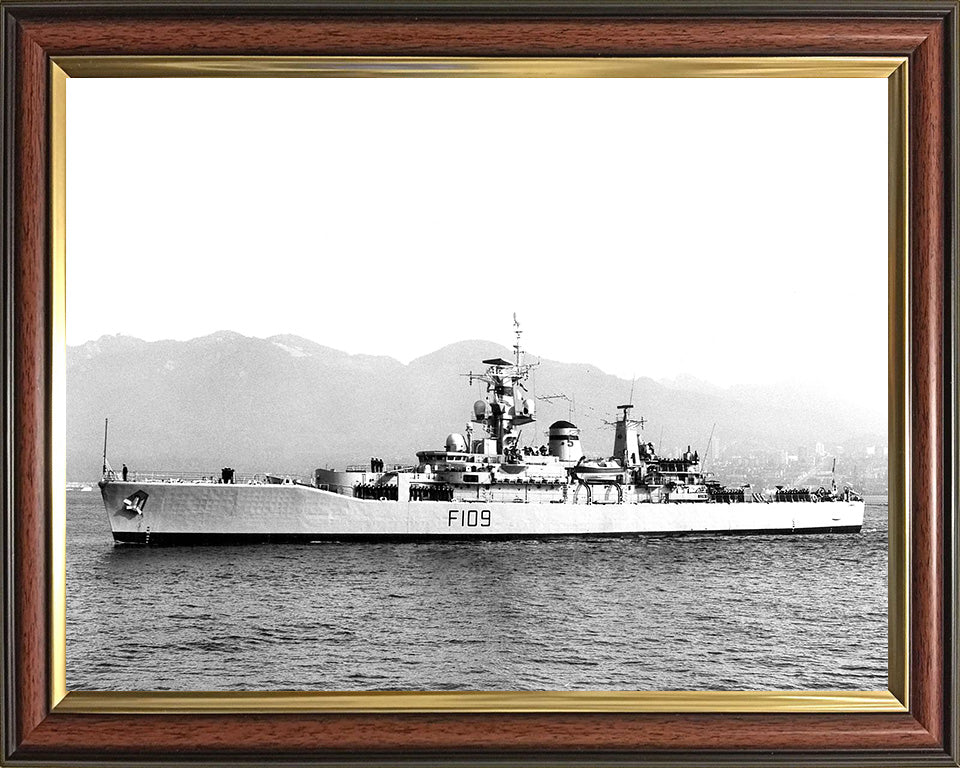 HMS Leander F109 Royal Navy Leander Class Frigate Photo Print or Framed Print - Hampshire Prints