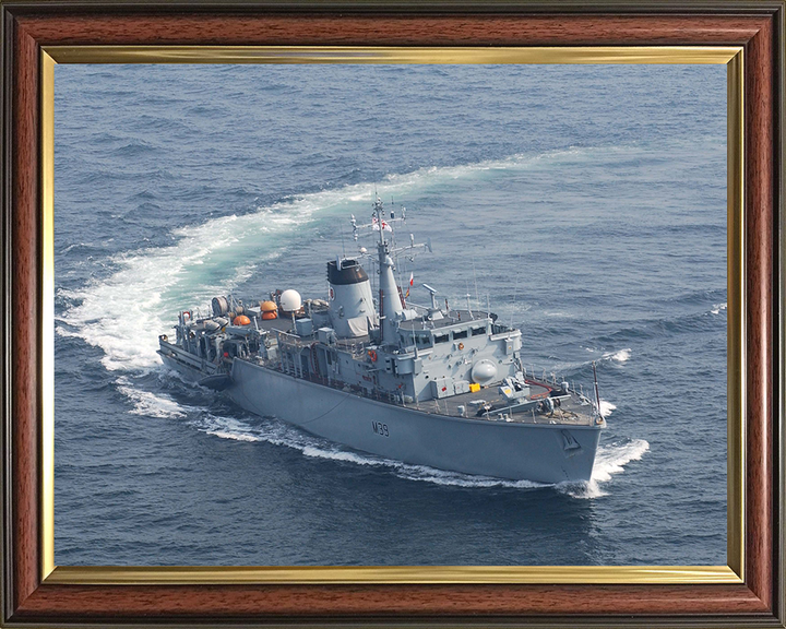 HMS Hurworth M39 Royal Navy Hunt class mine countermeasures vessel Photo Print or Framed Print - Hampshire Prints