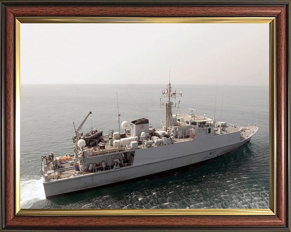 HMS Ramsey M110 Royal Navy Sandown class minehunter Photo Print or Framed Print - Hampshire Prints