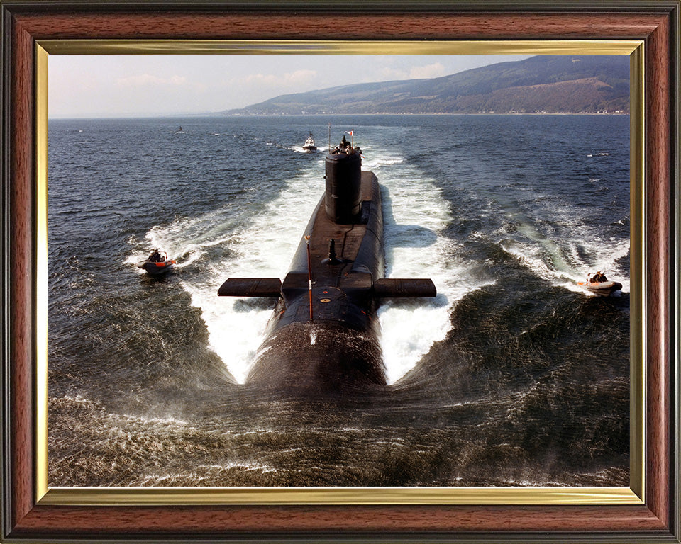 HMS Repulse S23 Submarine | Photo Print | Framed Print | Resolution Class | Royal Navy - Hampshire Prints