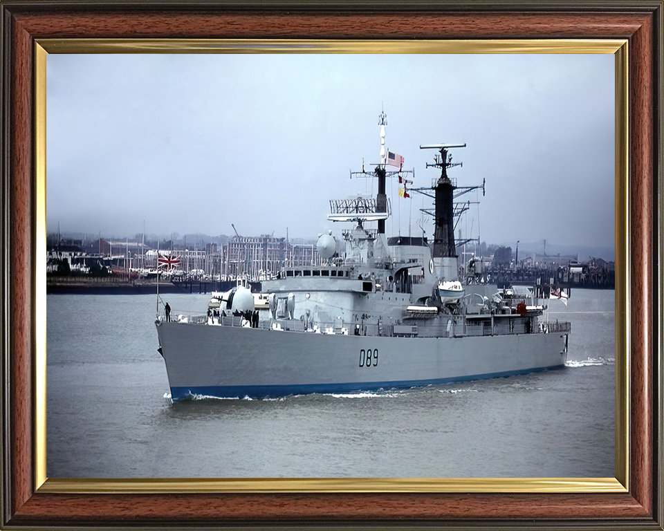 HMS Exeter D89 Royal Navy Type 42 Destroyer Photo Print or Framed Print - Hampshire Prints