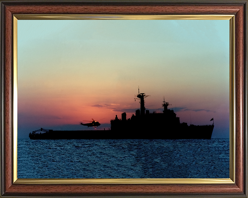 HMS Fearless L10 Royal Navy Fearless class amphibious ship Photo Print or Framed Print - Hampshire Prints