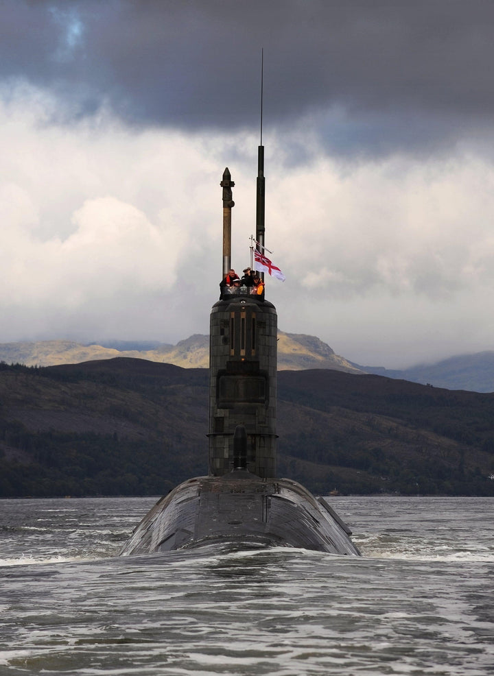 HMS Triumph S93 Submarine | Photo Print | Framed Print | Trafalgar Class | Royal Navy - Hampshire Prints