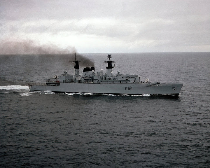 HMS Broadsword F88 | Photo Print | Framed Print | Poster | Type 22 | Frigate | Royal Navy - Hampshire Prints