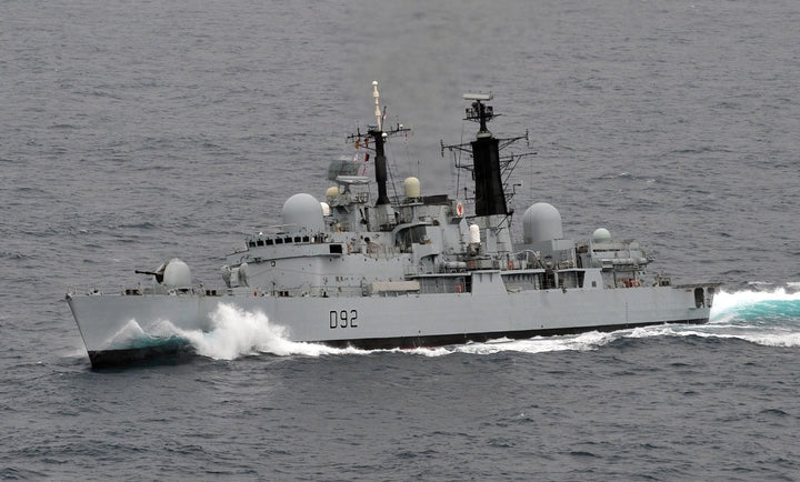 HMS Liverpool D92 | Photo Print | Framed Print | Poster | Type 42 | Destroyer | Royal Navy - Hampshire Prints