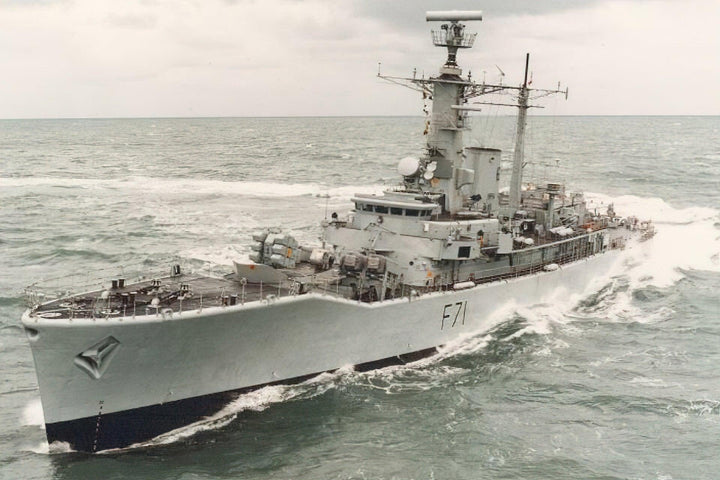 HMS Scylla F71 Royal Navy Leander class frigate Photo Print or Framed Print - Hampshire Prints