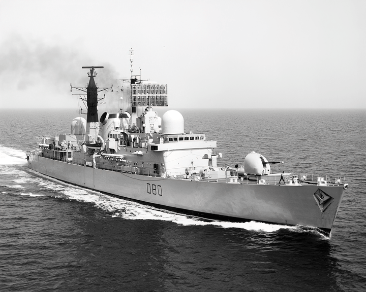 HMS Sheffield D80 Royal Navy Type 42 destroyer Photo Print or Framed Print - Hampshire Prints