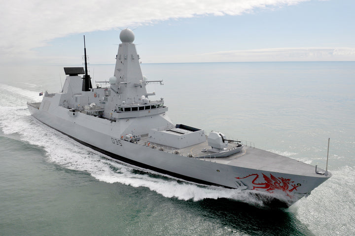 HMS Dragon D35 Royal Navy Type 45 Destroyer Photo Print or Framed Print - Hampshire Prints