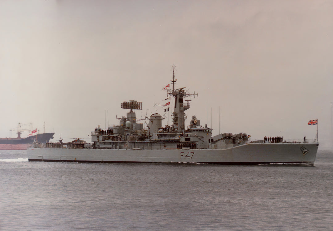 HMS Danae F47 Royal Navy Leander Class Frigate Photo Print or Framed Print - Hampshire Prints