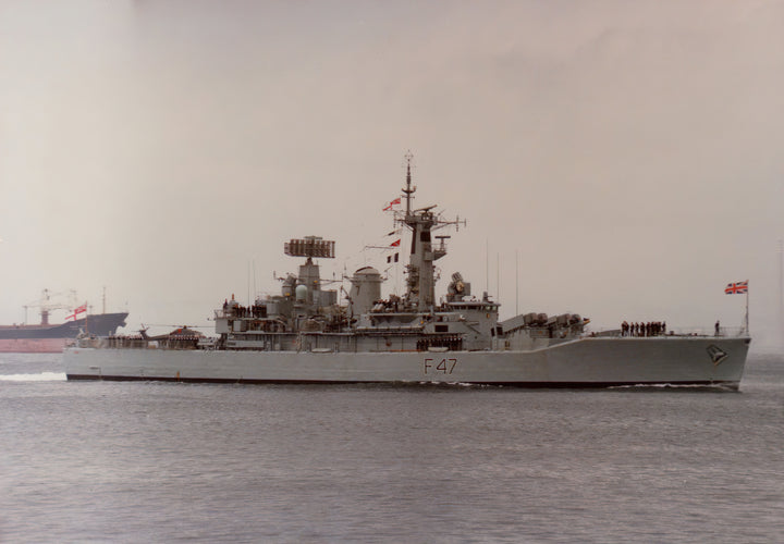 HMS Danae F47 Royal Navy Leander Class Frigate Photo Print or Framed Print - Hampshire Prints