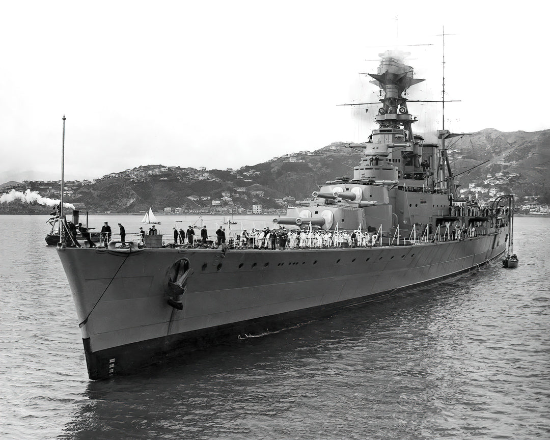 HMS Hood (51) Royal Navy Admiral class battlecruiser Photo Print or Framed Print - Hampshire Prints