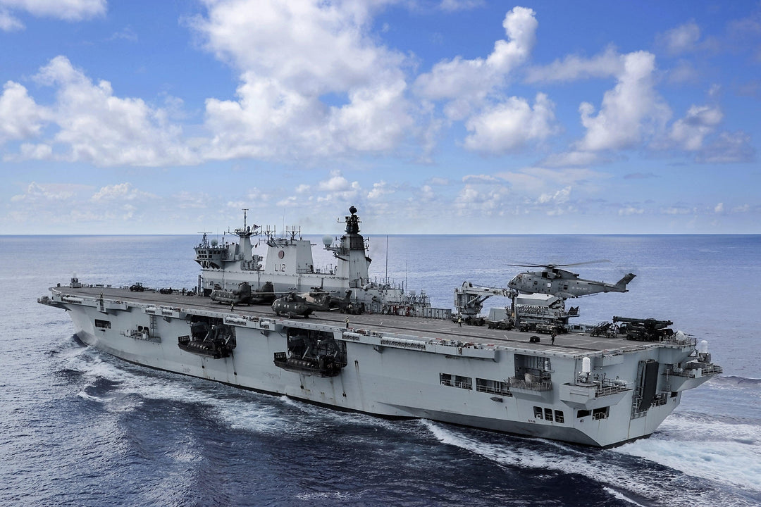 HMS Ocean L12 | Photo Print | Framed Print | Poster | Helicopter Carrier | Royal Navy - Hampshire Prints