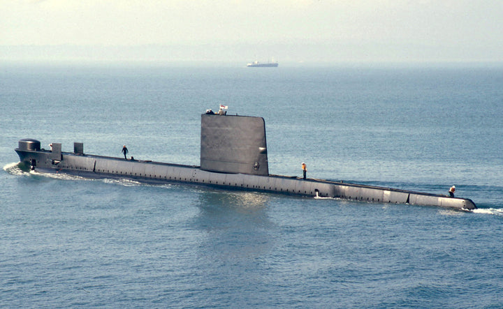 HMS Walrus S08 Royal Navy Porpoise class Submarine Photo Print or Framed Print - Hampshire Prints