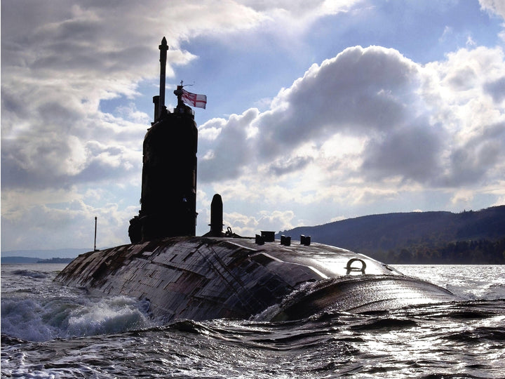 HMS Superb S109 Submarine | Photo Print | Framed Print | Swiftsure Class | Royal Navy - Hampshire Prints