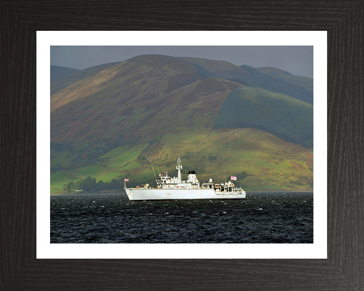 HMS Cattistock M31 Royal Navy Hunt class mine hunter Photo Print or Framed Print - Hampshire Prints