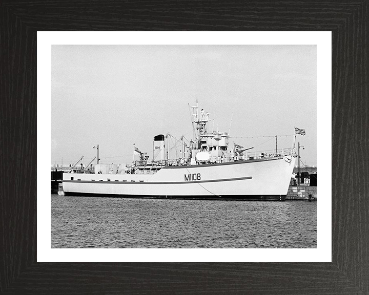 HMS Bevington M1108 | Photo Print | Framed Print | Ton Class | Minesweeper | Royal Navy - Hampshire Prints